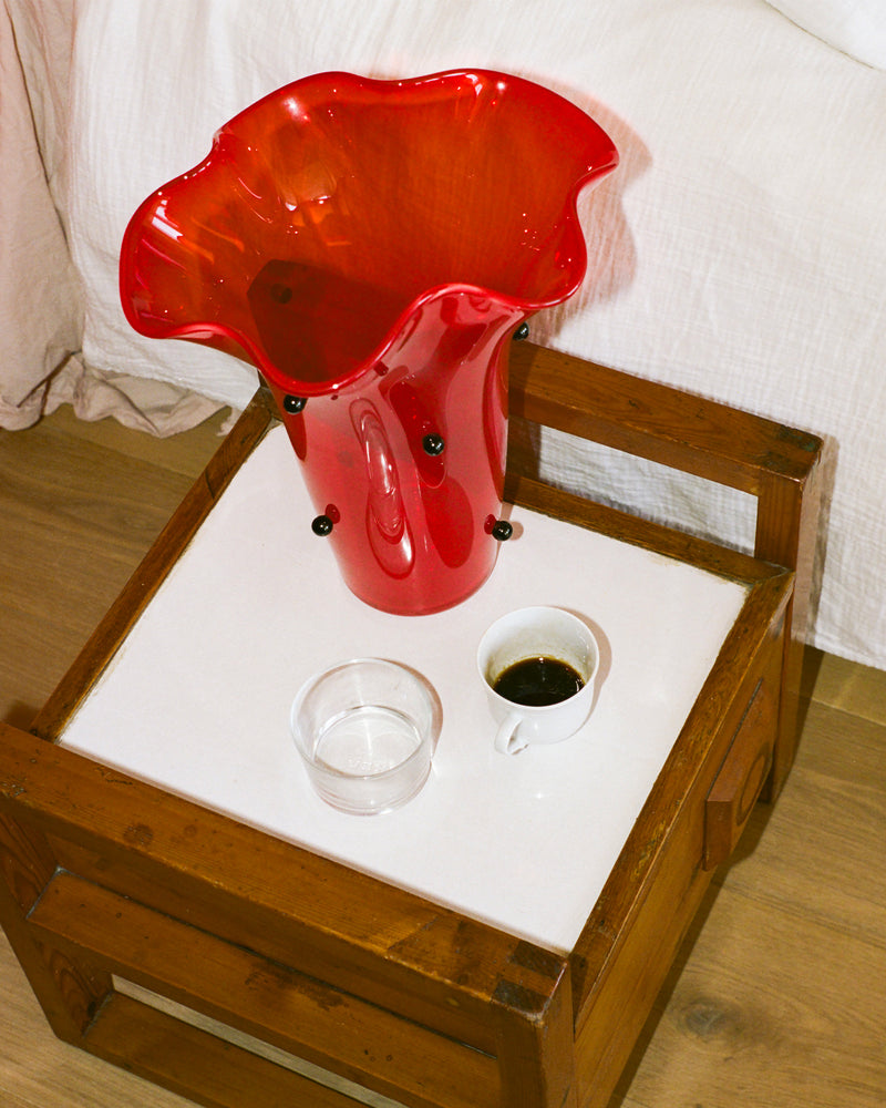 The poppy vase